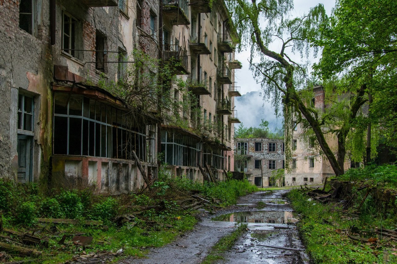 Удивительные заброшенные города, где многие  не отказались  бы жить